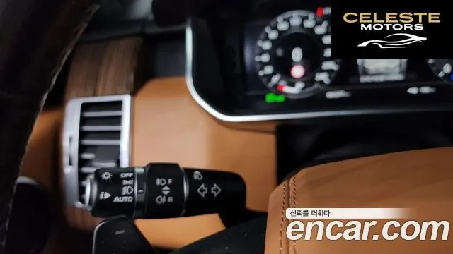LAND ROVER Range Rover 44.4 SDV8 Vogue SE 2018 — photo 43 sur 44
