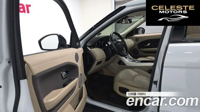 LAND ROVER Range Rover Evoque 2.0 TD4 SE 2016 — photo 10 sur 20
