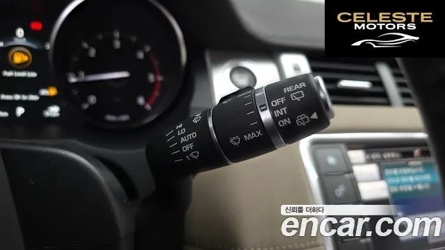 LAND ROVER Range Rover Evoque 2.0 TD4 SE 2016 — photo 18 sur 20