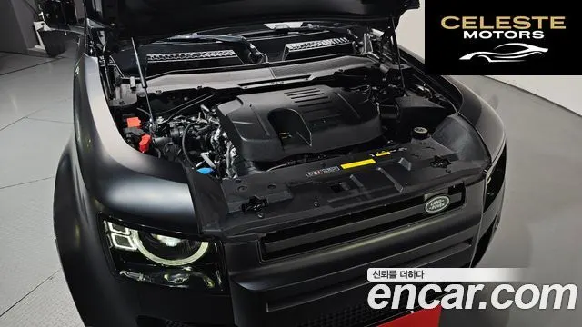 LAND ROVER Defender (L663) 130 P400 X-Dynamic HSE 2023 — photo 5 sur 34