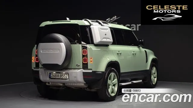 LAND ROVER Defender (L663) 110 D300 75th Edition 2023 — photo 2 sur 33