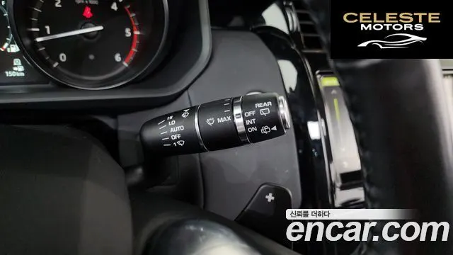 LAND ROVER Discovery 5 2.0 SD4 SE 2018 — photo 26 sur 30