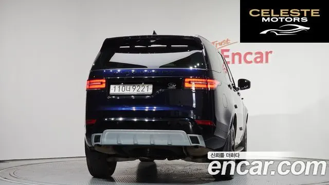 LAND ROVER Discovery 5 3.0 SD6 Edition 2020 — photo 4 sur 20