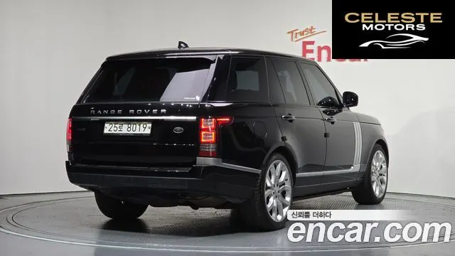 LAND ROVER Range Rover 44.4 SDV8 AB 2017 — photo 2 sur 20