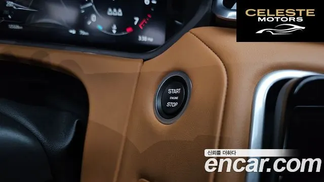 LAND ROVER Range Rover Velar 3.0 P400 R-Dynamic HSE 2021 — photo 27 sur 37