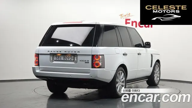 LAND ROVER Range Rover 4.4 TDV8 Vogue 2011 — photo 2 sur 20