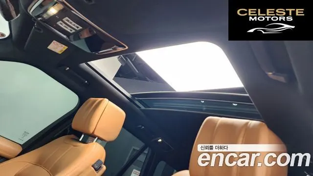 LAND ROVER Range Rover 44.4 SDV8 Vogue SE 2018 — photo 26 sur 44
