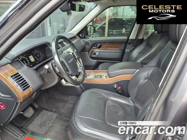 LAND ROVER Range Rover 44.4 SDV8 Vogue SE 2018 — photo 15 sur 24