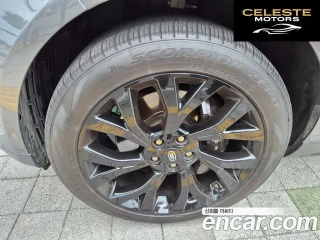 LAND ROVER Range Rover 44.4 SDV8 Vogue SE 2018 — photo 18 sur 24