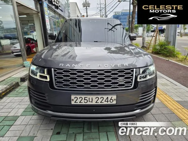 LAND ROVER Range Rover 44.4 SDV8 Vogue SE 2018 — photo 2 sur 24