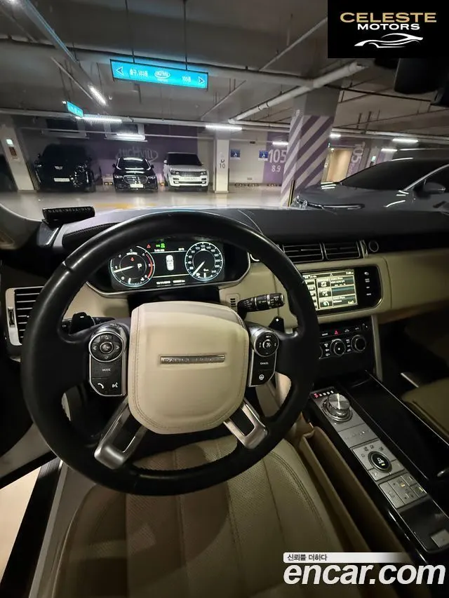 LAND ROVER Range Rover 43.0 TDV6 Vogue SE 2014 — photo 9 sur 10