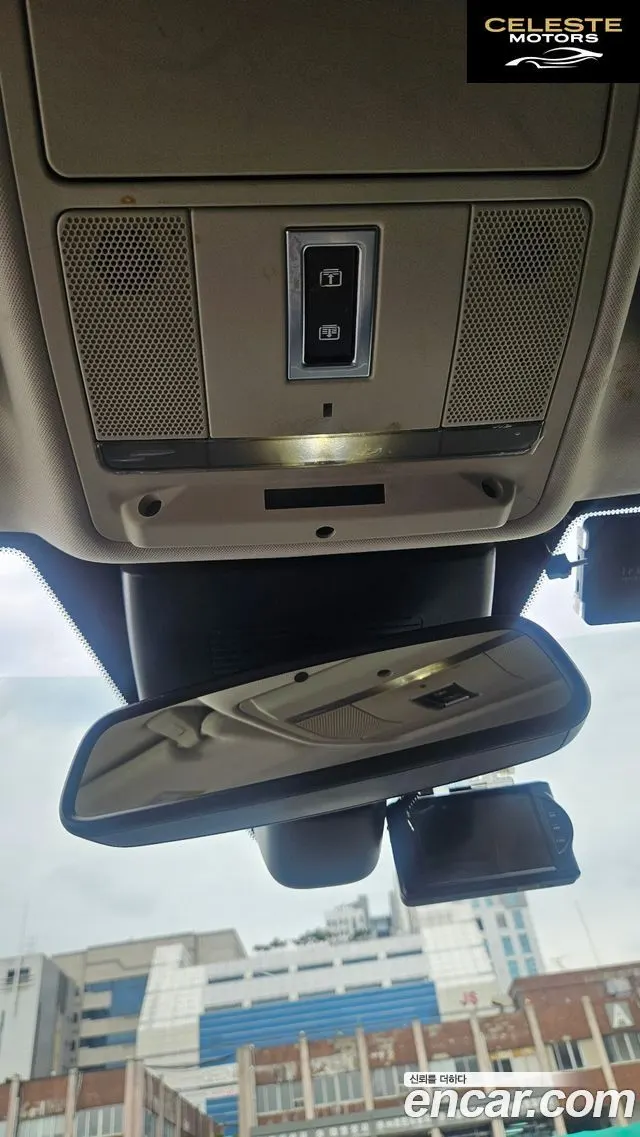 LAND ROVER Range Rover Evoque 2.0 TD4 HSE 2018 — photo 13 sur 23