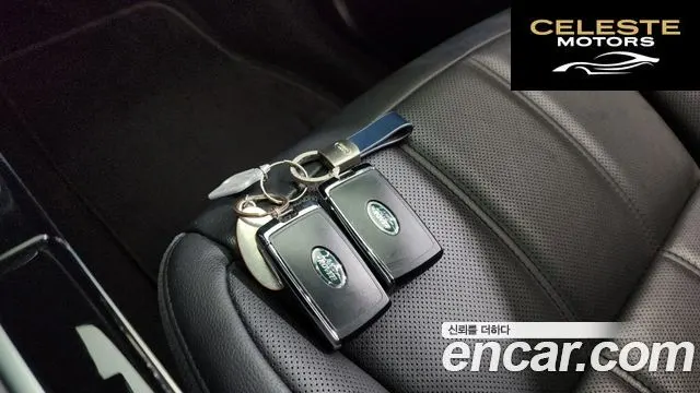 LAND ROVER Range Rover Evoque 2P250 SE 2020 — photo 16 sur 20