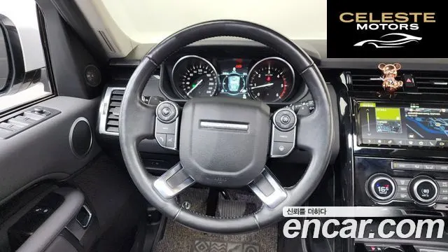 LAND ROVER Discovery 5 2.0 SD4 SE 2018 — photo 18 sur 30