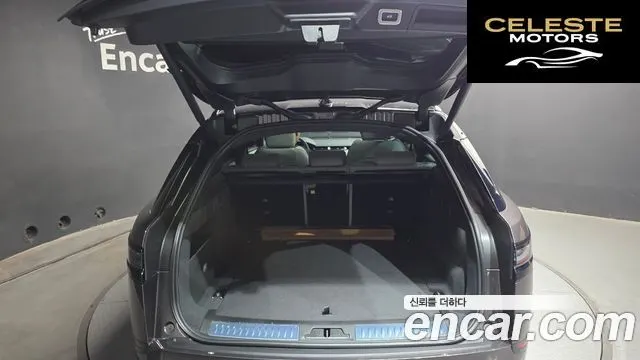 LAND ROVER Range Rover Velar 2.0 P250 Dynamic SE 2026 — photo 30 sur 30