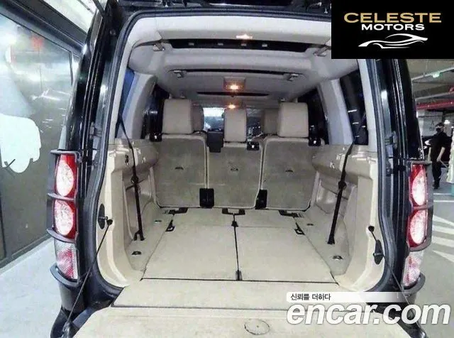 LAND ROVER Discovery 4 3.0 SDV6 SE 2011 — photo 19 sur 25