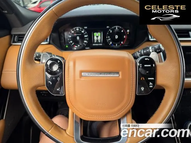 LAND ROVER Range Rover Velar 3.0 D300 R-Dynamic HSE 2018 — photo 13 sur 19