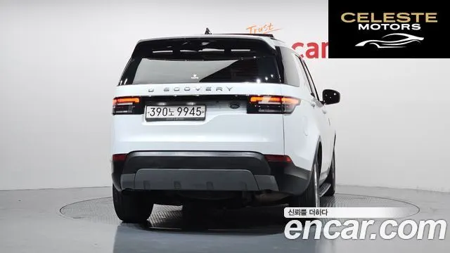 LAND ROVER Discovery 5 2.0 SD4 SE 2018 — photo 4 sur 26