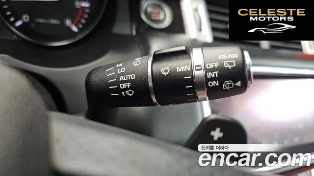 LAND ROVER Range Rover Evoque 2.2 SD4 Dynamic 2013 — photo 16 sur 26