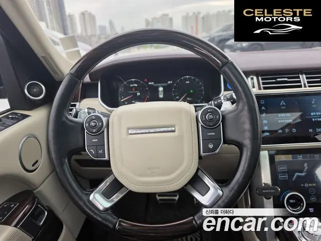 LAND ROVER Range Rover 45.0 SC AB 2016 — photo 12 sur 23