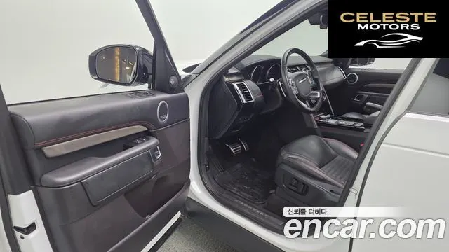 LAND ROVER Discovery 5 3.0 TD6 HSE Luxury 2017 — photo 13 sur 35