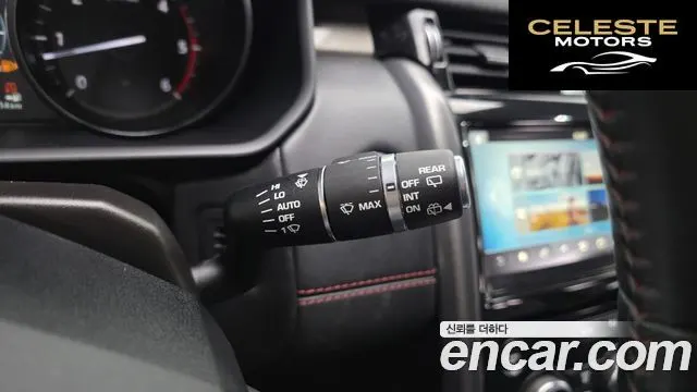 LAND ROVER Discovery 5 3.0 TD6 HSE Luxury 2017 — photo 26 sur 35
