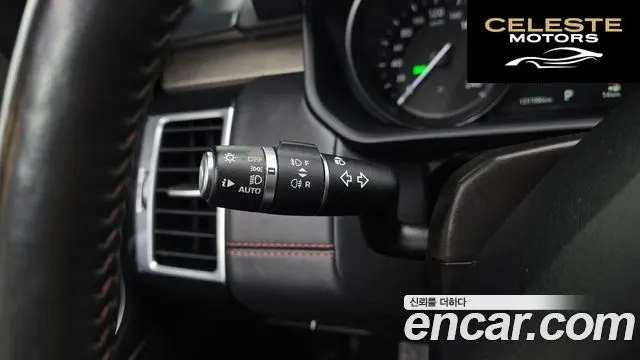 LAND ROVER Discovery 5 3.0 TD6 HSE Luxury 2017 — photo 27 sur 35