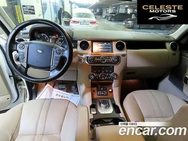 LAND ROVER Discovery 4 3.0 SDV6 SE 2013 — photo 10 sur 24