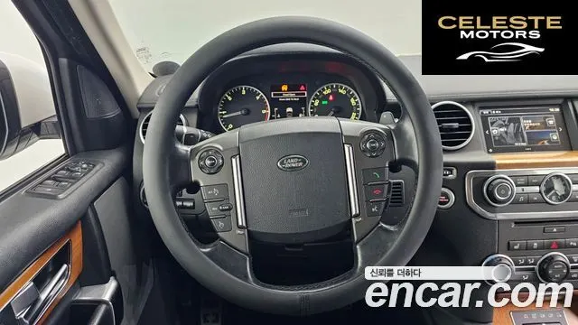 LAND ROVER Discovery 4 3.0 SDV6 SE 2016 — photo 15 sur 20