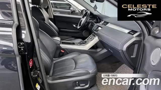 LAND ROVER Range Rover Evoque 2.0 TD4 SE 2018 — photo 16 sur 32