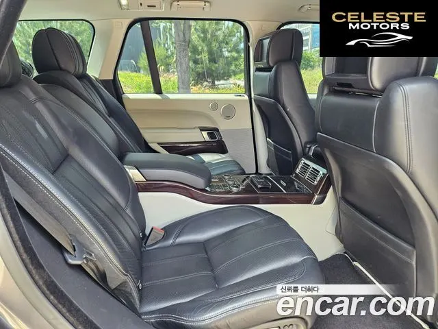 LAND ROVER Range Rover 44.4 SDV8 Vogue SE 2015 — photo 13 sur 26