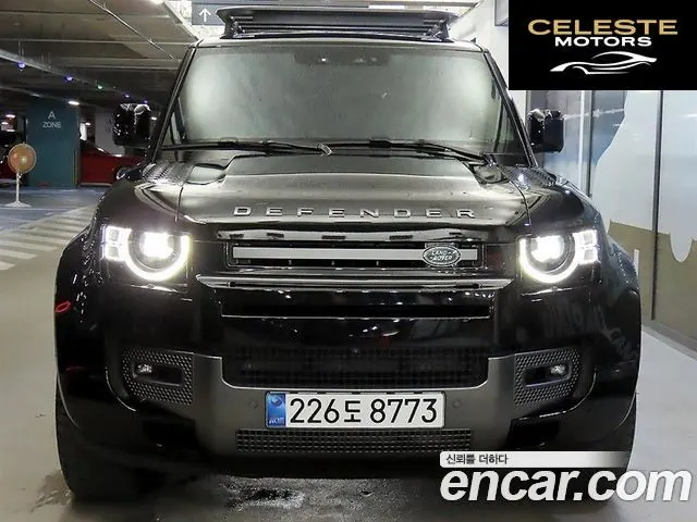 LAND ROVER Defender (L663) 130 P400 2025 — photo 2 sur 26