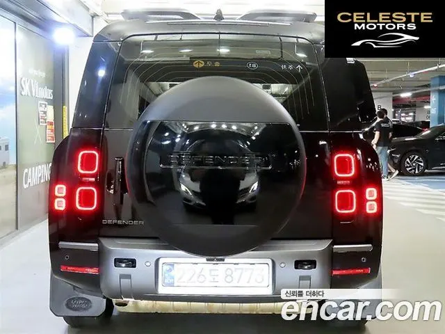 LAND ROVER Defender (L663) 130 P400 2025 — photo 5 sur 26
