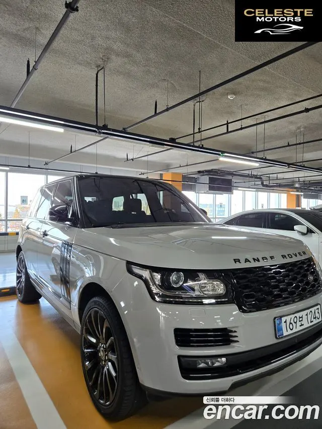 LAND ROVER Range Rover 44.4 SDV8 AB 2017 — photo 2 sur 21