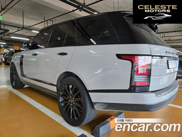 LAND ROVER Range Rover 44.4 SDV8 AB 2017 — photo 4 sur 21
