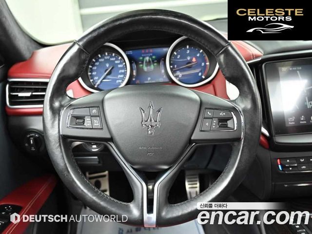 MASERATI Ghibli 3.0 Gran 2018 — photo 13 sur 26