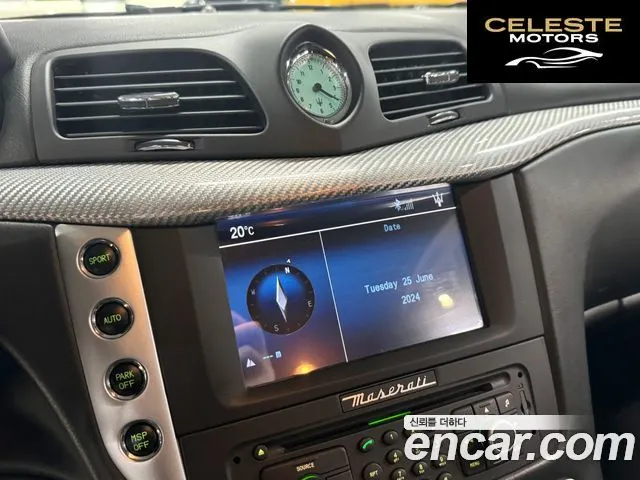 MASERATI Gran Turismo S 4.7 2009 — photo 11 sur 23