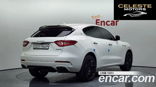 MASERATI Levante 3.0 AWD Sport 2017 — photo 2 sur 20