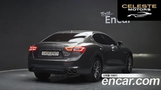 MASERATI Ghibli 3.0 2019 — photo 2 sur 20