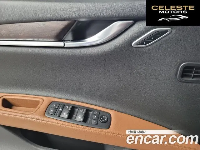 MASERATI Ghibli 2.0 GT 2022 — photo 12 sur 26