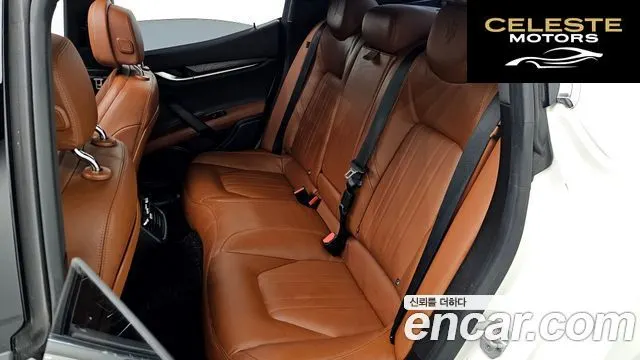 MASERATI Ghibli 3.0 2016 — photo 12 sur 20