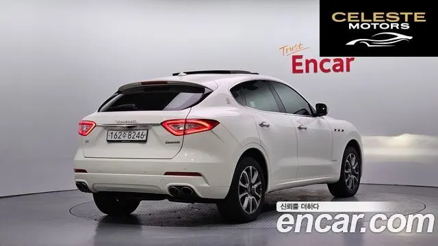 MASERATI Levante 3.0 AWD Gran 2019 — photo 2 sur 20
