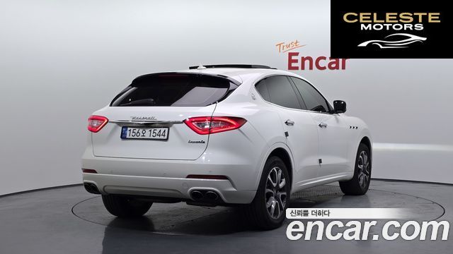 MASERATI Levante 3.0 AWD Luxury 2017 — photo 2 sur 20
