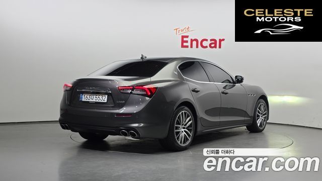 MASERATI Ghibli 3.0 2021 — photo 2 sur 20