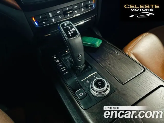 MASERATI Ghibli 3.0 2020 — photo 9 sur 26