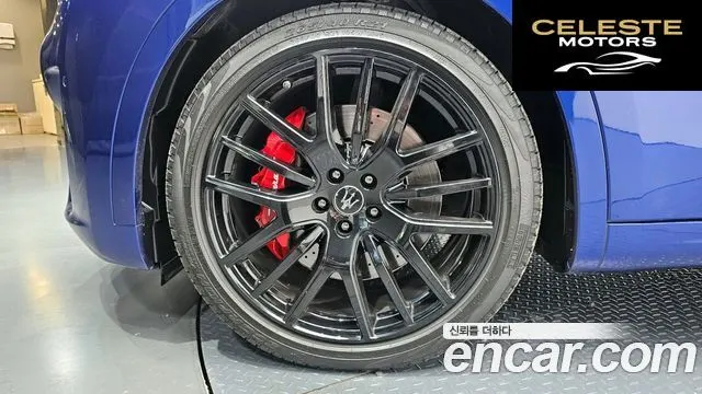 MASERATI Levante 3.0 AWD Modena 2022 — photo 5 sur 20