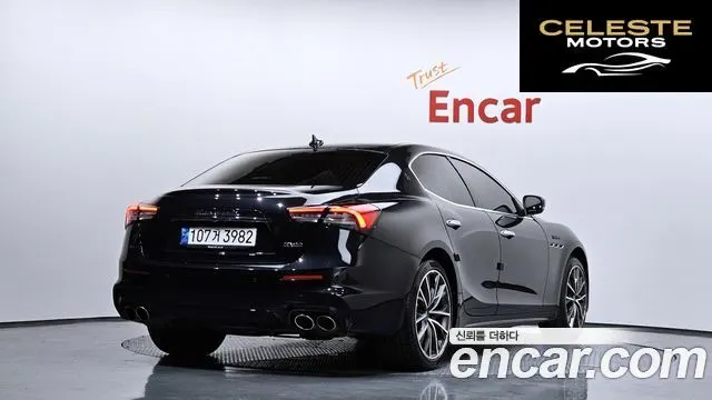 MASERATI Ghibli 3.0 Modena 2022 — photo 2 sur 20