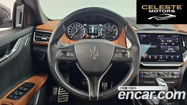 MASERATI Ghibli 3.0 Modena 2022 — photo 13 sur 20