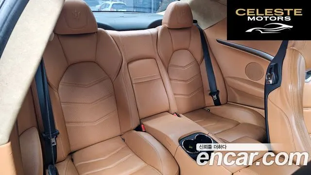 MASERATI Gran Turismo 4.7 Sport 2013 — photo 12 sur 26