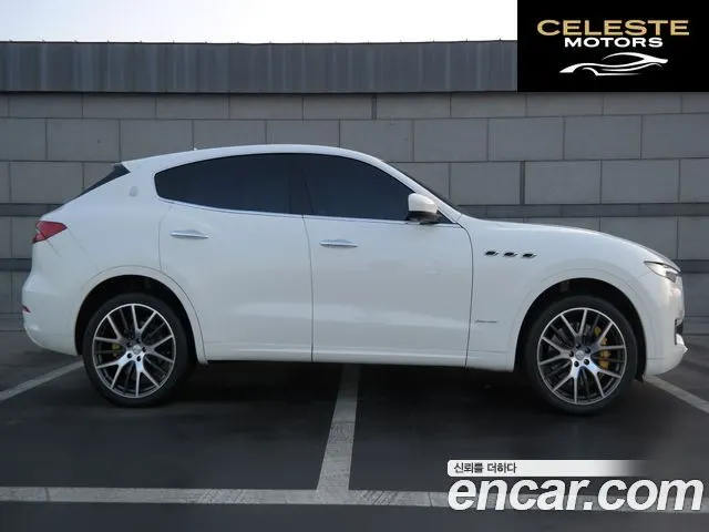 MASERATI Levante 3.0 S AWD Gran 2018 — photo 5 sur 26